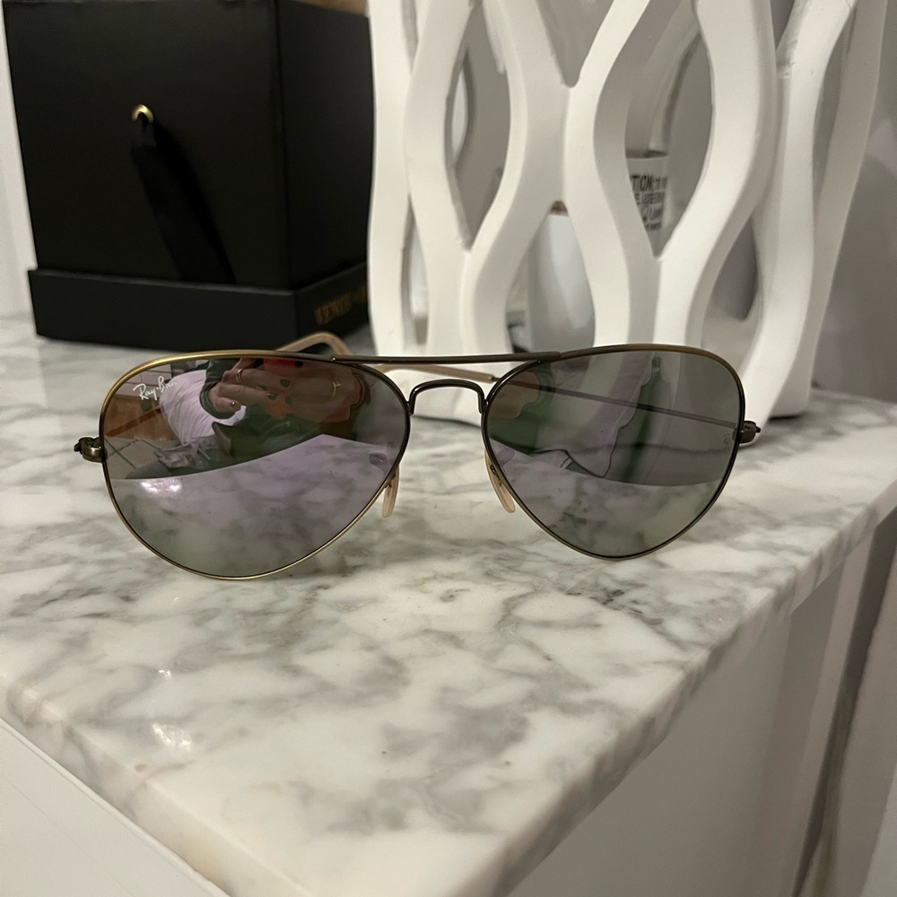 Ray-bans aviator glasses